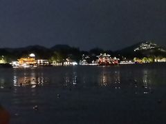 -杭州湖滨银泰in77
