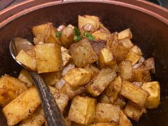 石锅小土豆-丝路金桃·新疆菜(徐汇店)