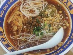 -魔都三兄弟酸辣粉·蘸卤炸串(虹桥万科店)