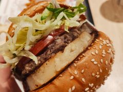 -The Habit Burger Grill 哈比特汉堡(复兴soho店)