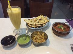 -葛尼沙印度餐厅 (镇明路店)