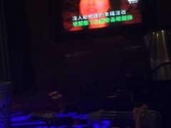 -乐唱氧吧量贩式KTV