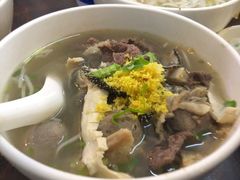 -潮镇老尾牛杂(环城西路店)
