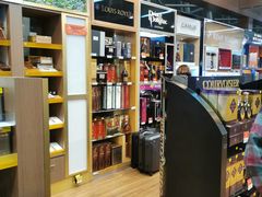 -吉隆坡第二国际机场免税区