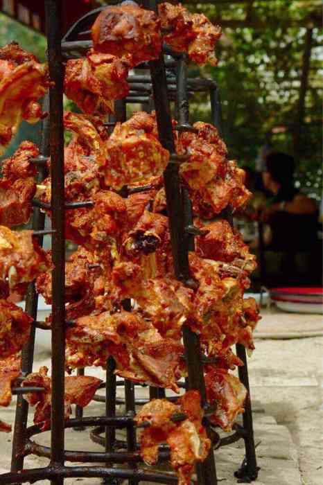 高烤状元-"架子肉有淹过挺嫩的配饼不错,其他的没特色.