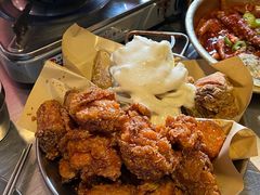 炸鸡一半一半-富乐满韩国正宗炸鸡韩国料理(虹泉路店)