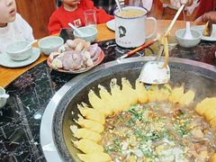 -边江铁锅炖鱼(振八街店)