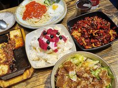 -花食间餐吧(远大购物中心群力店)
