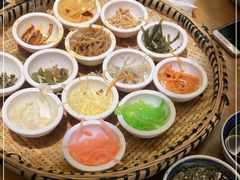 -包整·丝娃娃(一览甲秀楼风景店)