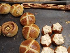 -Dough&Joe团憩(瑞虹天地月亮湾店)