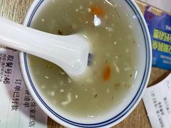 -王拐拐热干面·武汉三鲜豆皮(徐家汇店)