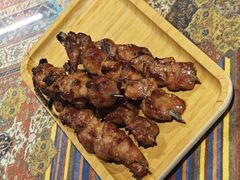-乡村馕坑肉·烧烤·新疆菜·本地人更爱吃(阿勒泰首店)