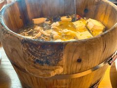 木桶酸菜鱼-中8楼风尚云南菜(颐堤港店)