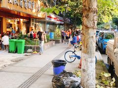 -肖肖酸萝卜鱼火锅(总店)