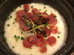 广式腊味煲仔饭-狐狸爱上椰子鸡(滨江星光大道店)