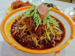 -三姐妹冷面馆(保卫路店)