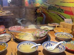 -洱火云南酸菜牛肉火锅(石景山当代商城店)