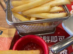 美国酸奶油香葱薯条-豪客来牛排(红豆万花城店)