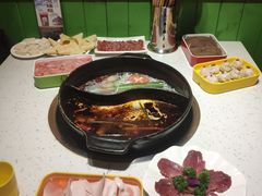 -钢管厂五区小郡肝串串香(奥克斯广场锦城万达店)