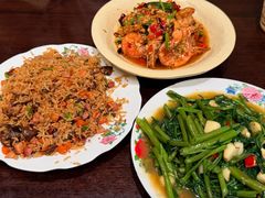 牛肝菌炒饭-婉泰·特色小吃·舂鸡脚(告庄二店)