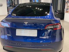 -TESLA 特斯拉(上海太古汇体验店)