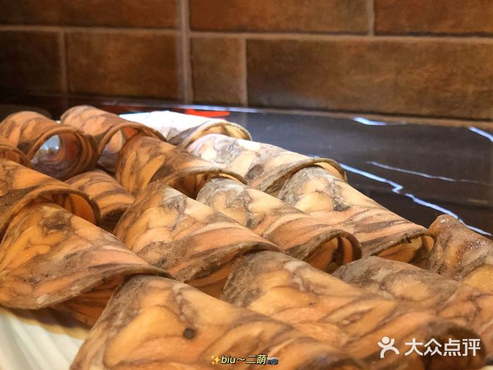狼爱上羊音乐火锅滋补乌鸡卷图片