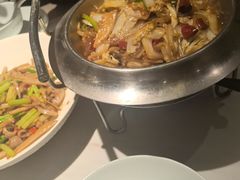 -荷花亭·湖北融合菜(中商广场店)
