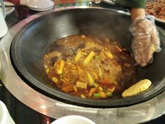 -人民公社铁锅炖·东北菜(卫国道店)