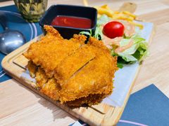 -刀叉遇上筷子中西融合餐厅(和平店)