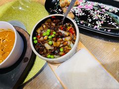 黑三剁配薄饼-雀舞云南菜(乐客城店)
