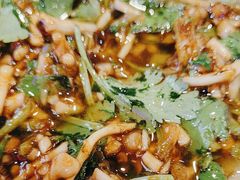 -红牌美蛙鱼头火锅(万辉国际广场店)