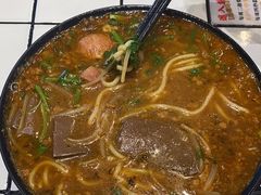 -肥汁米蘭香港米线(长宁来福士店)