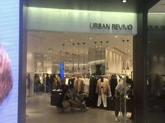 -URBAN REVIVO(七宝领展广场店)