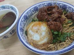 -钢阳酸菜红烧牛肉面(季乐路店)