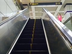 -上海体育场(地铁站)