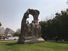 -上海市龙华烈士陵园