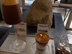 -Roast8ry Coffee Lab