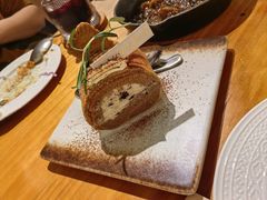 沏点焦糖海盐蛋糕卷-沏点Trattoria意大利餐厅(新街口店)