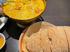 -大头虾越式风味餐厅(光明广场店)