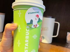 -星巴克(杭州西湖银泰1F店)