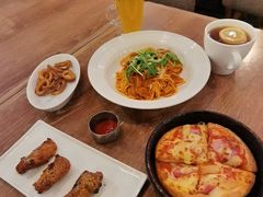 -必胜客(打浦桥日月光店)