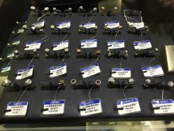 点击看大图 威德钻石-克拉钻专家&D色大本营-威德钻石-克拉钻大本营(南京东路店)