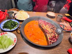 -萍姐火锅·公路夜市(武汉首店)