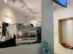 -露露家咖啡店