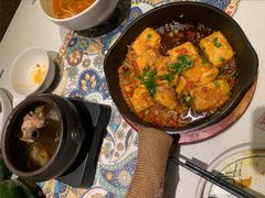 -云海肴·汽锅鸡·云南代表菜(天山百盛优客店)