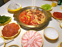 农夫山泉红锅-冷先生·火皇喉火锅专门店(黑龙滩店)
