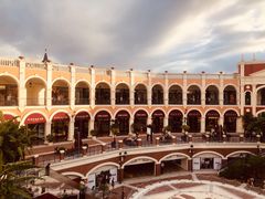 -佛罗伦萨小镇广佛名品奥特莱斯(疏港路店)