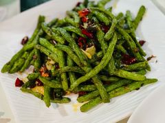 -车之谷·汽车文化主题餐厅(汽开店)