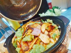 -一朵菌·野生菌探索家火锅(南亚店)