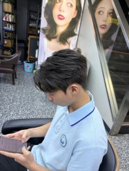 -藤野造型专业烫染接发